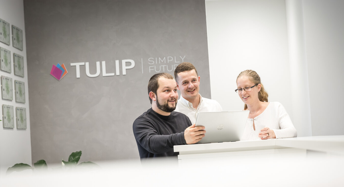 Company-digitalization-modern-tools-old-habits-tulip-article